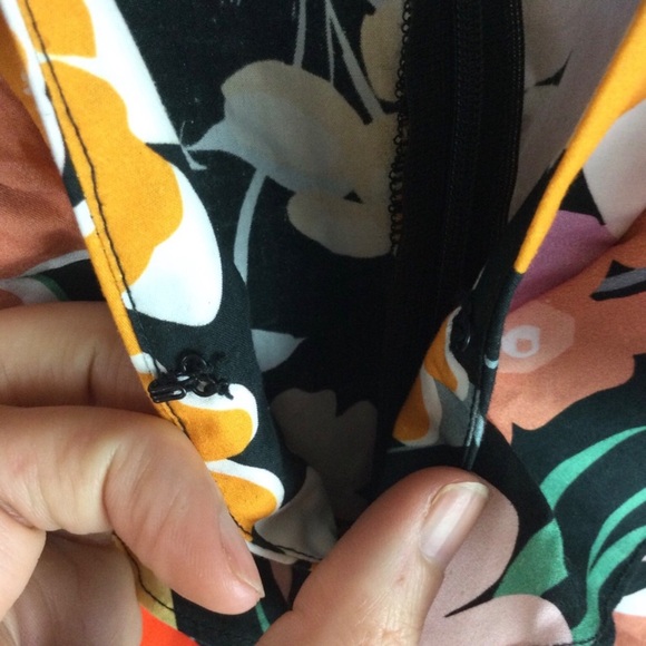 Saylor Ariah Floral Print Tiered Ruffle Tie Waist Mini Dress Size Small - Picture 8 of 12